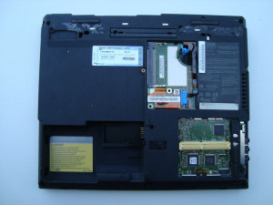 Капак дъно за лаптоп IBM ThinkPad T23 26P9786